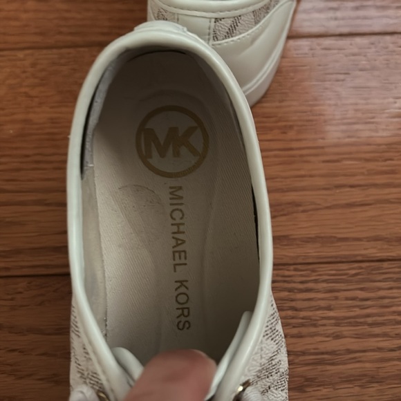 Michael Kors sneakers - Picture 3 of 6